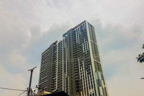Exterior - Good Deal and Homey 1BR Apartment Springwood Residence Tangerang (Tangerang)
