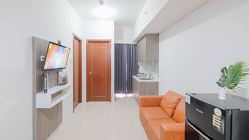 Standard Apartment, 2 Bedrooms (Apartment) | Living room