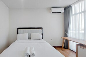 Standard Apartment, 2 Bedrooms (Apartment) - Elegant 2BR Apartment at The Reiz Condominium Medan (Medan)