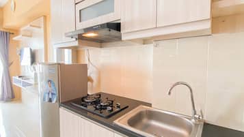 Standard Studio, 1 Bedroom (Apartment) | Private kitchen