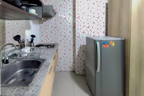 Standard Studio, 1 Bedroom (Apartment) | Private kitchen
