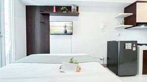 Standard Studio, 1 Bedroom (Apartment)