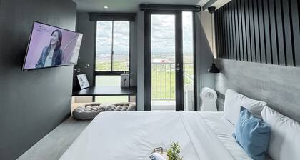 Best Deal Studio (No Kitchen) Apartment Tokyo Riverside PIK 2