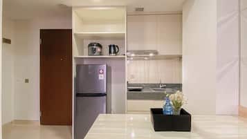 Standard Apartment, 2 Bedrooms (Apartment) | Private kitchen