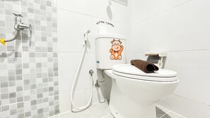 Standard Apartment, 2 Bedrooms (Apartment) | Bathroom - Cozy Design 2BR Apartment Tokyo Riverside PIK 2 (Teluknaga)