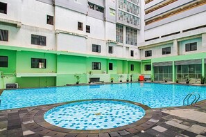 Outdoor pool - Stategic Studio Apartment at Menteng Square (Jakarta)