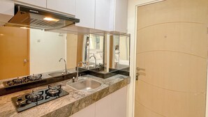 Standard Studio, 1 Bedroom (Apartment) | Private kitchen - Comfortable Stay and Good Place Studio at Bale Hinggil Apartment (Surabaya)
