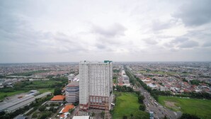 Exterior - Comfortable Stay and Good Place Studio at Bale Hinggil Apartment (Surabaya)