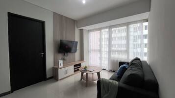 Standard Apartment, 3 Bedrooms (Apartment) | Ruang tamu