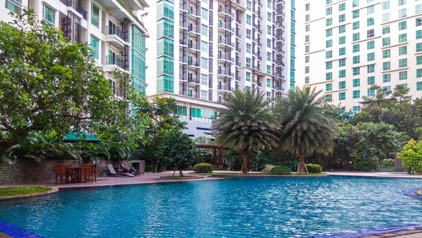 Hồ bơi ngoài trời 