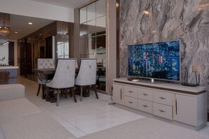 Interior - Warm Living 3BR at Sky House BSD Apartment (Pagedangan)