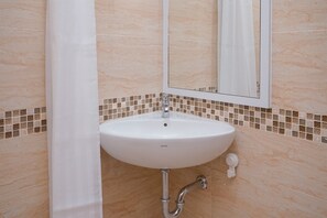 Standard Studio, 1 Bedroom (Apartment) | Bathroom - Fully Furnished Studio Room Apartment B Residence (Pagedangan)