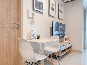 Standard-íbúð - 2 svefnherbergi (Apartment) | Borðstofa