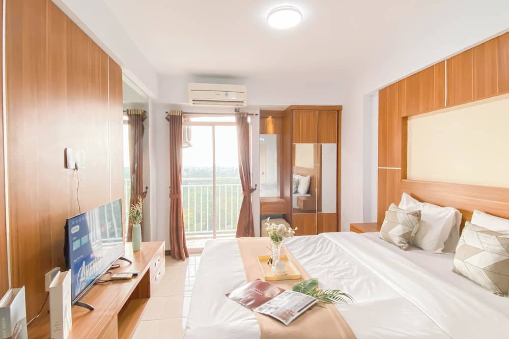 Nice and Cozy Studio at Bogor Valley Apartment