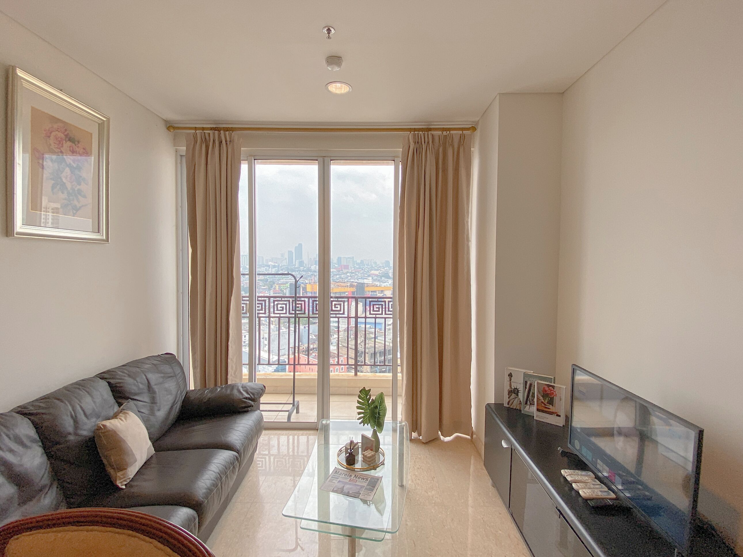 标准公寓, 3 间卧室 (Apartment) | 客厅