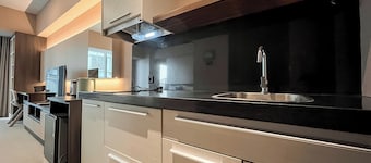 Comfy and Spacious Studio Apartment Carstensz Residence