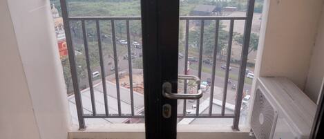 Standard Studio, 1 Bedroom (Apartment) | Balcony