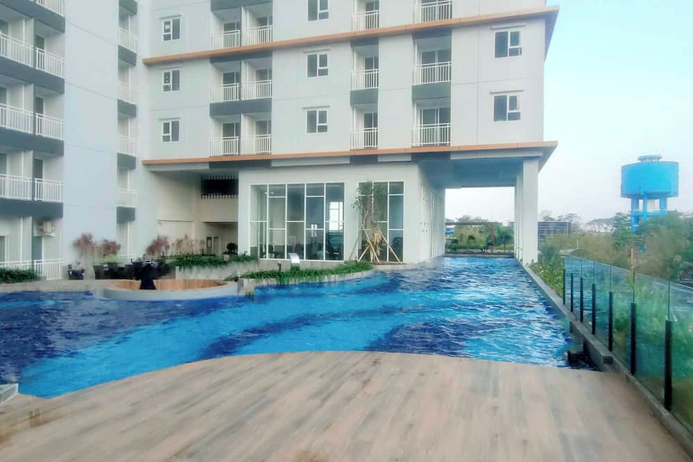 Modern and Cozy 2BR Apartment at Suncity Residence