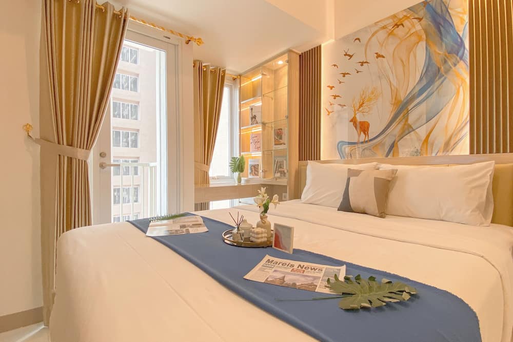 Homey and Comfort Stay Studio Tokyo Riverside PIK 2 Apartment