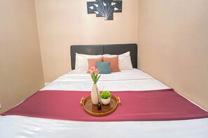 Standard Apartment, 2 Bedrooms (Apartment) - Pleasurable 2BR Apartment Parahyangan Residence (Bandung)