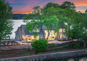 Exterior - Stone Point Overlook w/Optional Boat Rental (Mooresville)