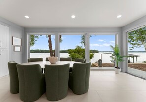 Dining - Stone Point Overlook w/Optional Boat Rental (Mooresville)