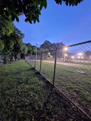 Sport court - Single Room (Santa Ana)