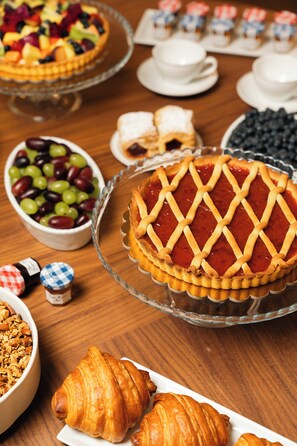 Free daily buffet breakfast - Locanda Punta del Este (Punta del Este)