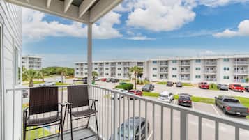Signature Apartment, 2 Bedrooms, Beach View, Beachfront | Balcony