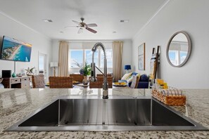 Interior - Classy 3 Bed Beach Condo - Direct Beach Access+Pool (Miramar Beach)