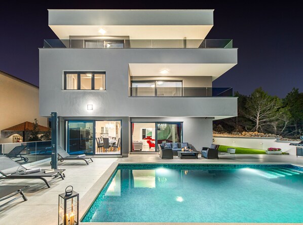 Villa (Five Bedroom Holiday Home with Pool) | Pool | Outdoor pool, pool umbrellas, sun loungers