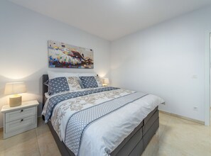 Villa (Three Bedroom House with Pool) | 3 bedrooms, cots/infant beds - Villa Shaula 1 (Bilice)