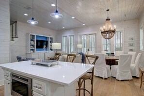 House (5 Bedrooms) | Interior - A Wave From It All 252 BE (Port Aransas)