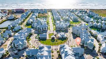 Villa (3 Bedrooms) | Exterior