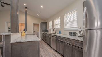 Microwave, stovetop, dishwasher