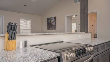 Microwave, stovetop, dishwasher