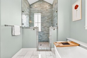 Hus (3 Bedrooms) | Innvendig