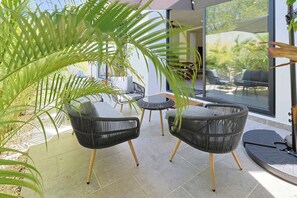 Terrace/patio - Stunning family home shared pool & cenote (Playa del Carmen)