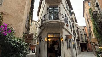 Exterior
