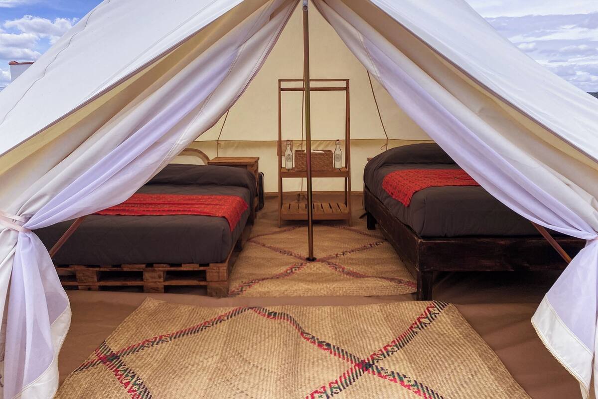 Deluxe-Ferienhütte | Hochwertige Bettwaren, kostenloses WLAN, Bettwäsche