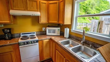 Microwave, oven, stovetop