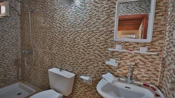 Classic Double Room | Bathroom | Shower, bathrobes, slippers, towels