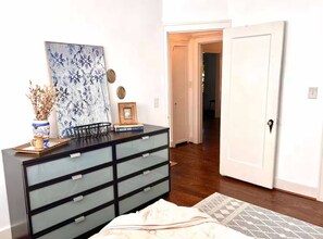 Interior - The Oxford Tolkien Uptown OKC - Beautiful Home and Updated Kitchen (Oklahoma City)