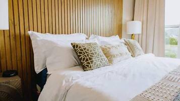 3 dormitorios, tabla de planchar con plancha, wifi gratis y ropa de cama