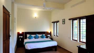 Premium bedding, minibar, desk, laptop workspace