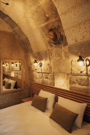 Habitación estándar | 1 dormitorio, ropa de cama de alta calidad, minibar