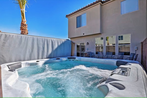 Bain à remous extérieur