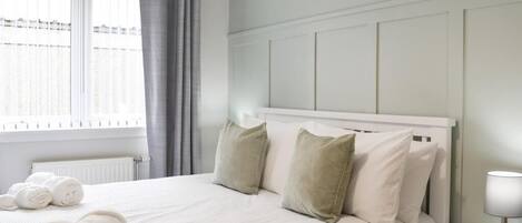 3 Schlafzimmer, Bügeleisen/Bügelbrett, WLAN, Bettwäsche