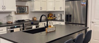 Colorado Golf Community-Rocky Mountain Views-Mins to Trails and Restaurants