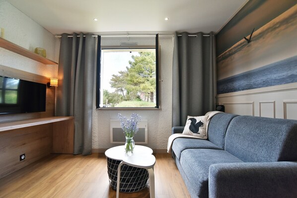 TV - Tom 01 - 5min à pied de la Plage (Fréhel)